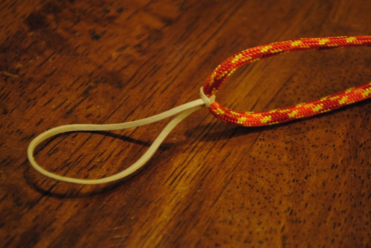 paracord-lanyard-1