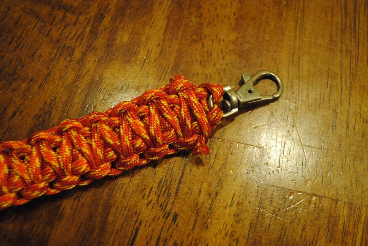 paracord-lanyard-5